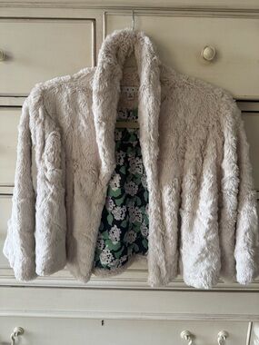Vintage Cabi Cream Faux Fur Open-Front Jacket with Floral Lining Perfect for LBD